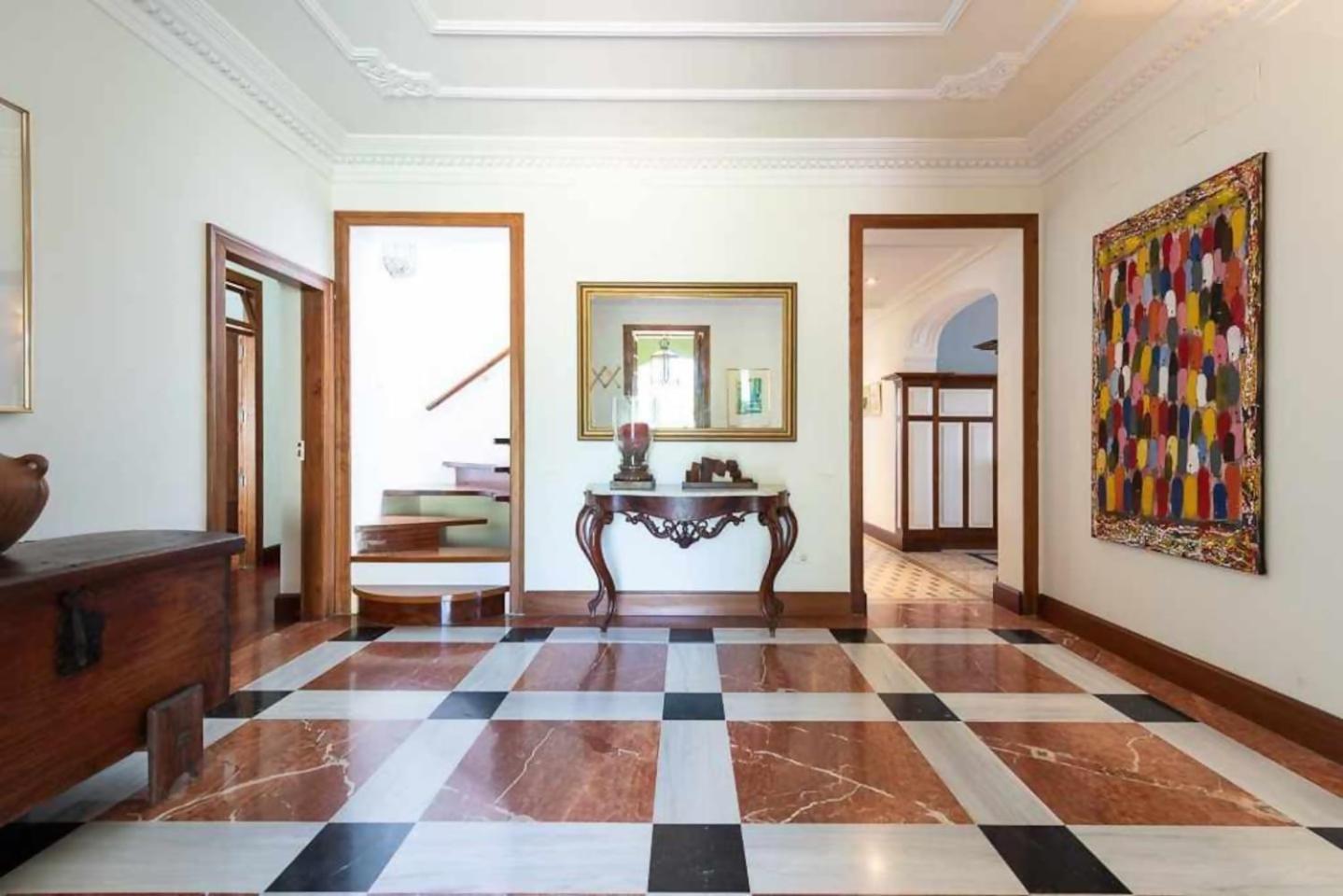 Amplia Villa De Lujo Con Piscina Climatizada Las Palmas de Gran Canaria Ngoại thất bức ảnh