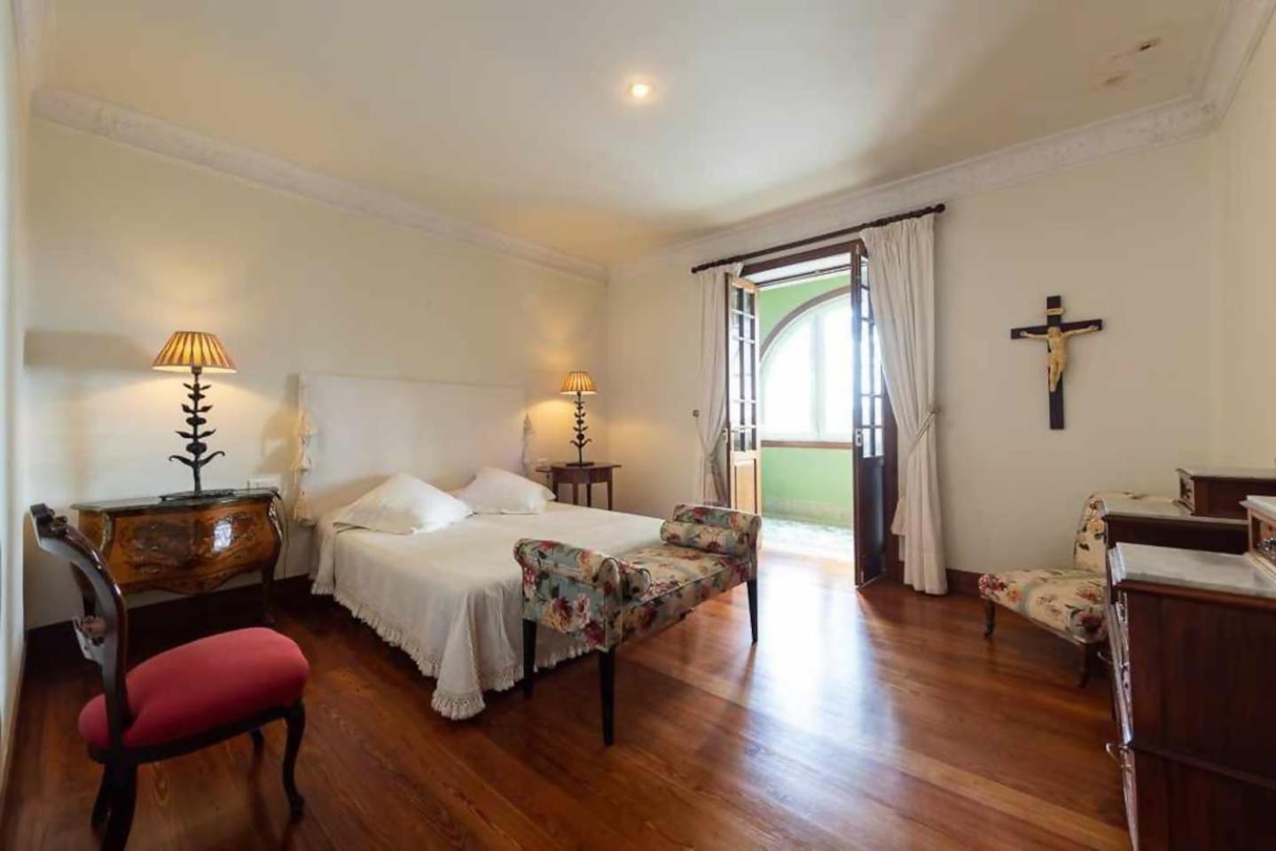 Amplia Villa De Lujo Con Piscina Climatizada Las Palmas de Gran Canaria Ngoại thất bức ảnh