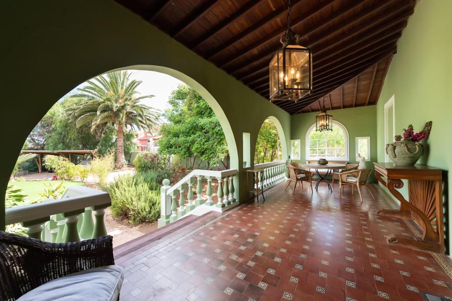 Amplia Villa De Lujo Con Piscina Climatizada Las Palmas de Gran Canaria Ngoại thất bức ảnh